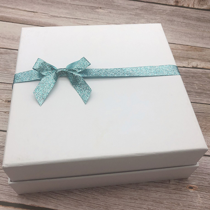 Gordon Ribbons Handmade Glitter Pre-tied Bow for Gift Box Decoration